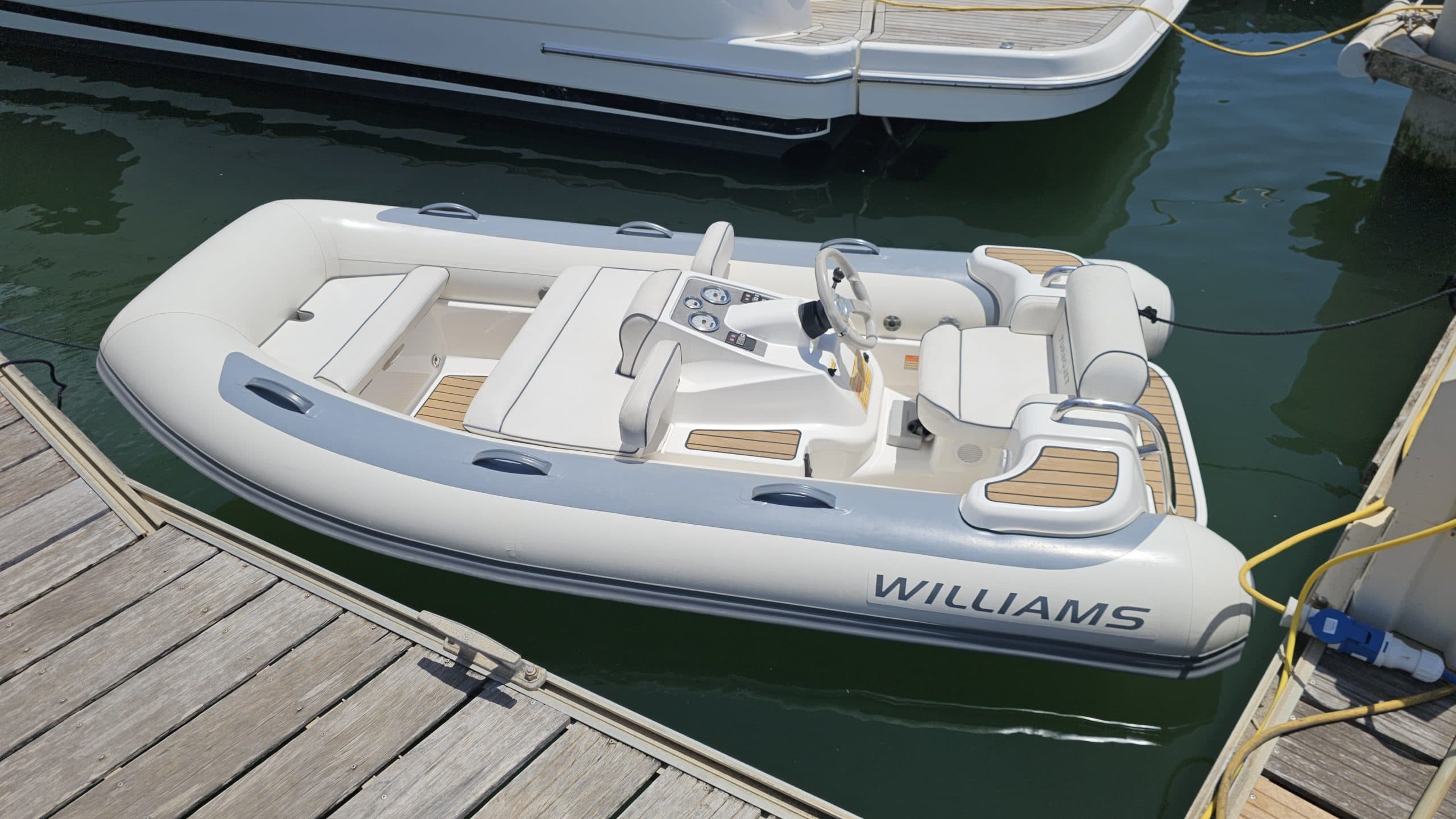 Williams TurboJet 325